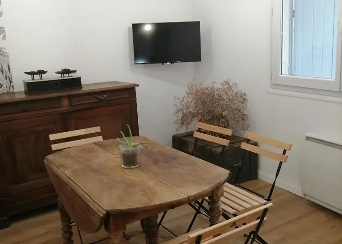 Jolie Maison De Village Nissan-lez-Enserune